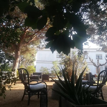 Hostal Los Pinares Lloret de Mar Exterior foto